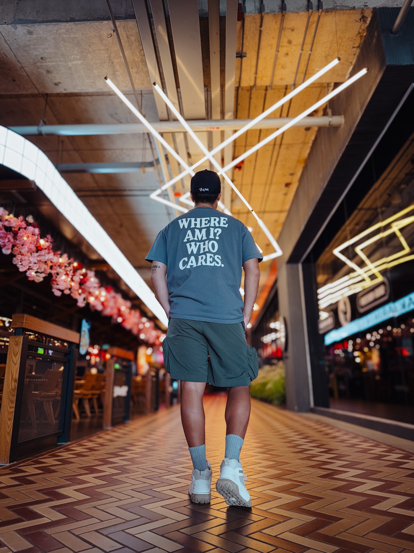 HXXG WHERE AM I? T-shirt【限定】